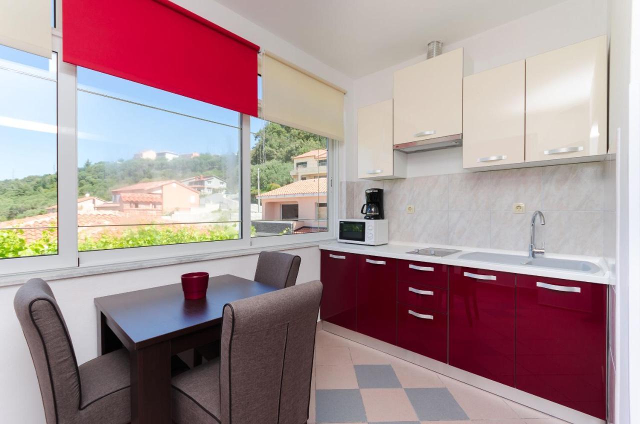 Apartments Darko Palit Bagian luar foto