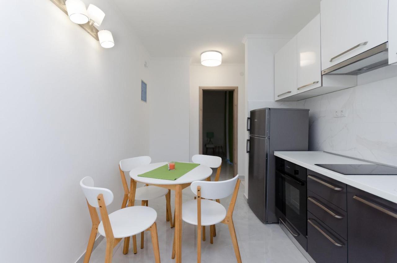 Apartments Darko Palit Bagian luar foto